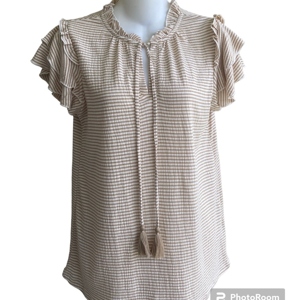Rio & Rian Tan Beige Striped Tee Top High Ruffle Neckline Woman’s Small NWT